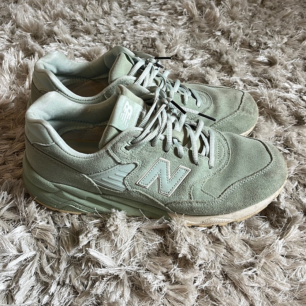 New balance 580